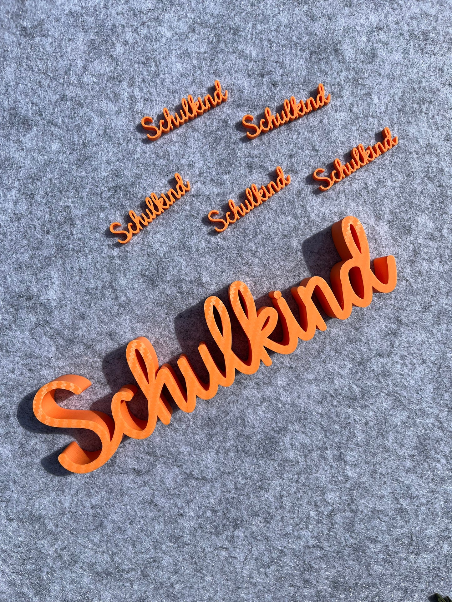 Schriftzug Schulkind aus dem 3D Drucker