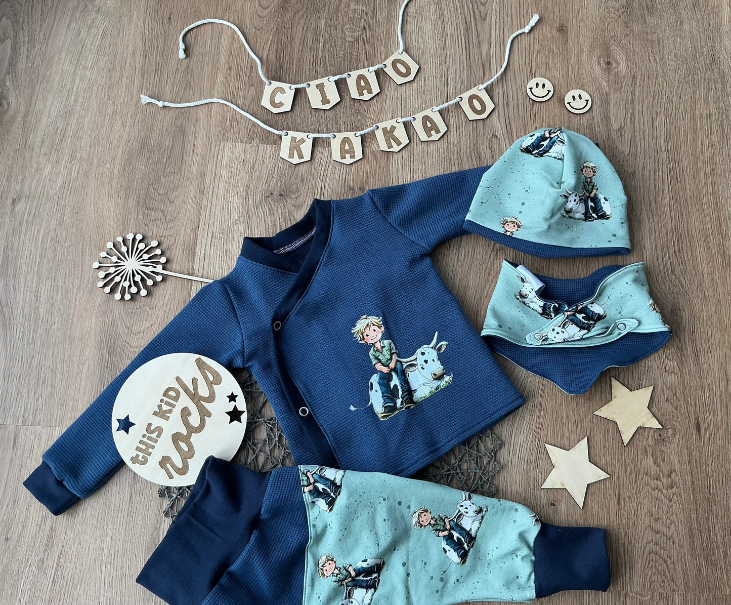 Set Wickeljacke-Hose-Strampler mit Accessoires