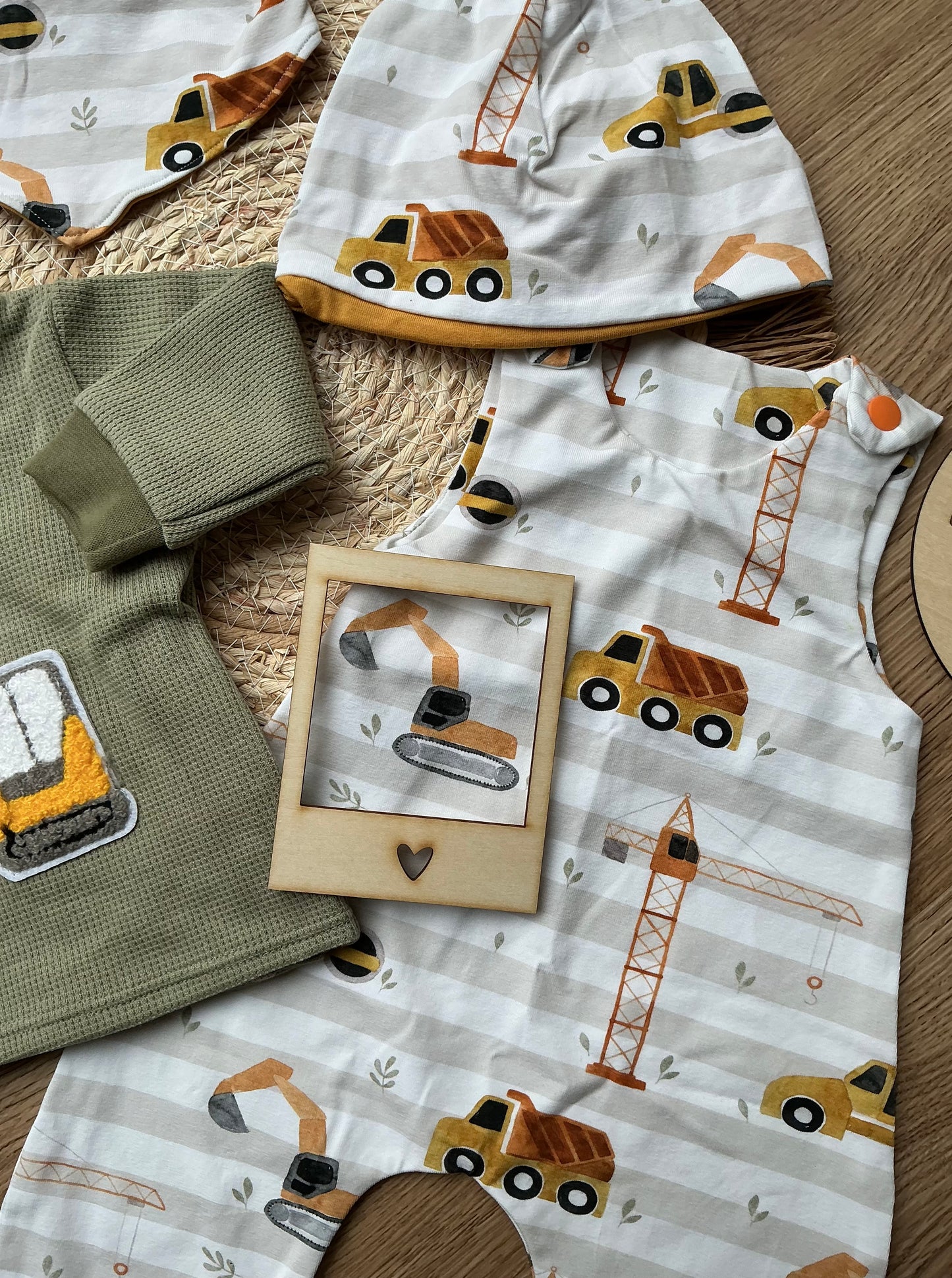 Set Wickeljacke-Hose-Strampler mit Accessoires