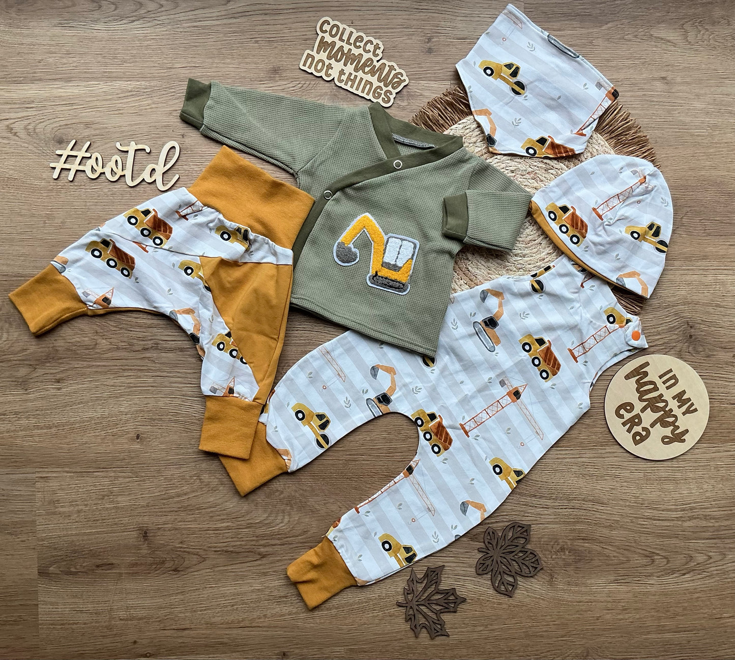 Set Wickeljacke-Hose-Strampler mit Accessoires