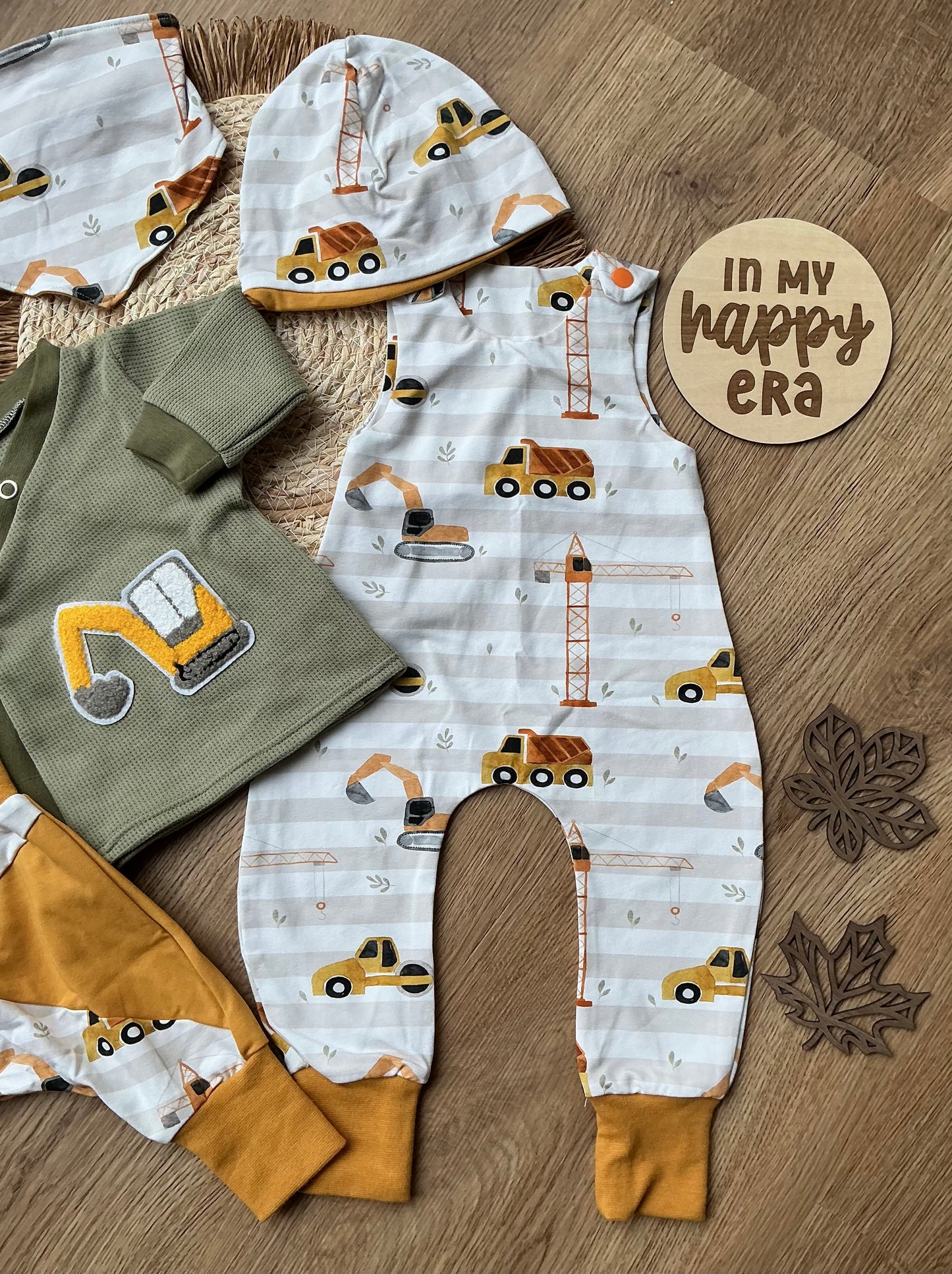 Set Wickeljacke-Hose-Strampler mit Accessoires