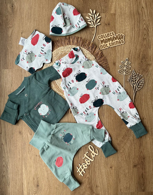 Set Wickeljacke-Hose-Strampler mit Accessoires