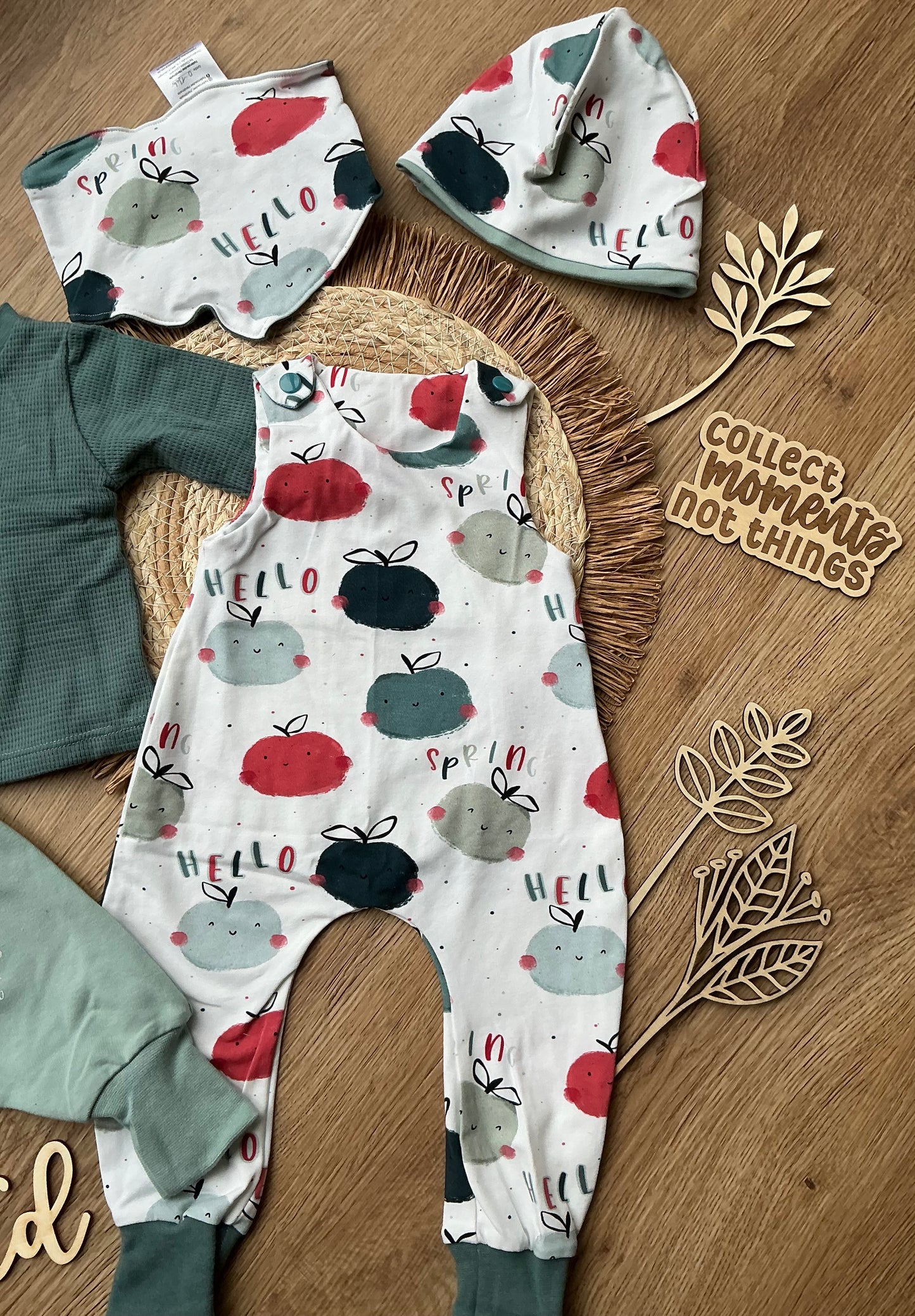 Set Wickeljacke-Hose-Strampler mit Accessoires