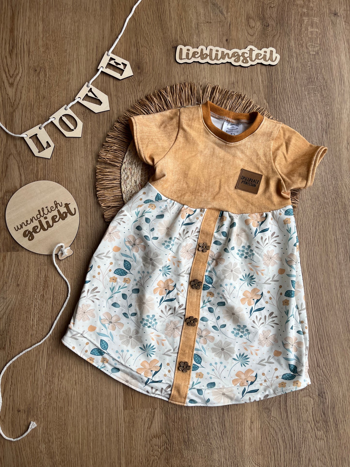 Kleid